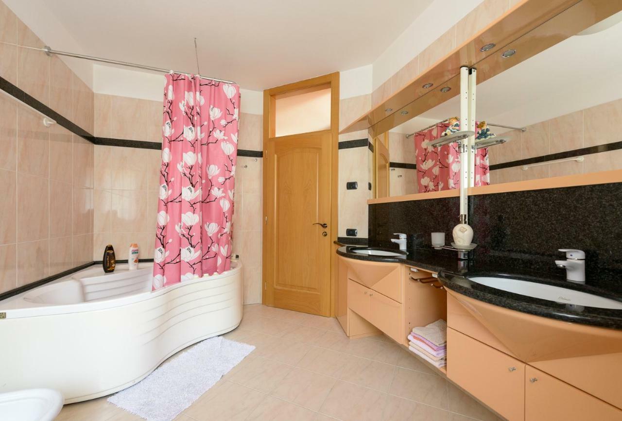 B&B Agli Ulivi アルコ エクステリア 写真